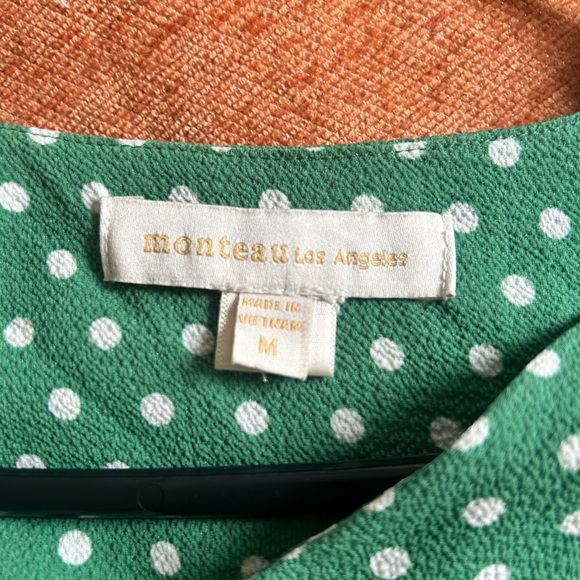 Cute green dress - Picture 2 of 2